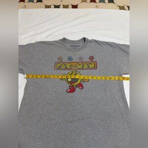 Gray Pac-Man Graphic T-Shirt(30)